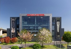 MUSIC STORE professional GmbH logo