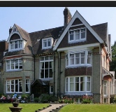 Park Manor Ltd logo